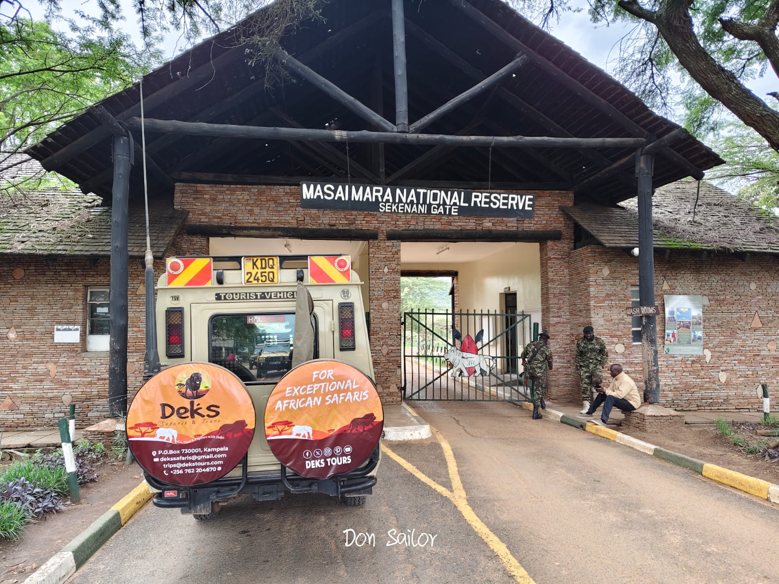 Kenya Safari and Bwindi Gorilla Trekking 